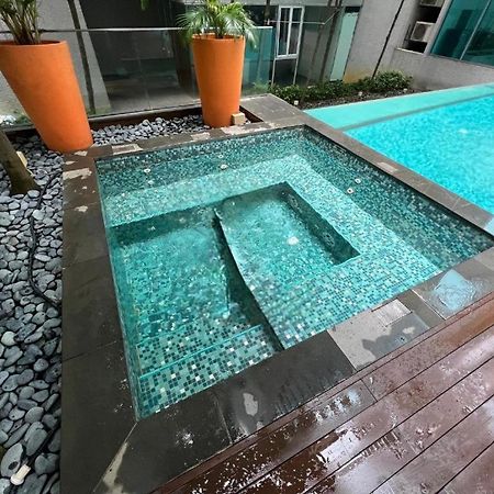 Signature Apartment At Mercu Summer Suites Klcc Kuala Lumpur Dış mekan fotoğraf